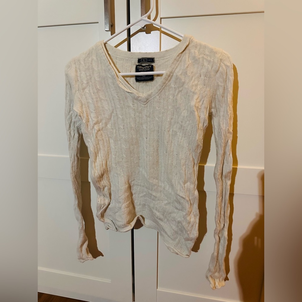 🤍TIMEOUT Vintage Couture V neck white sweater